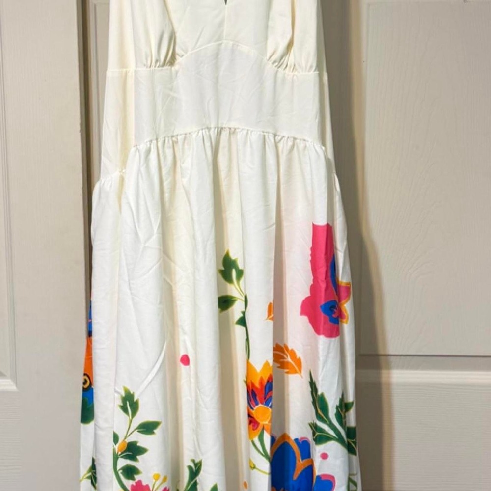 Tie Back Maxi dress with flowers